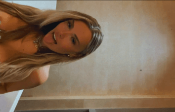 Caiu na net a Corinna Kopf pelada