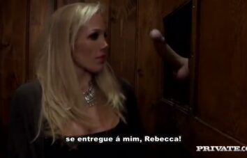 Pormocomlegenda Casada pecadora transou com o padre no confessionário