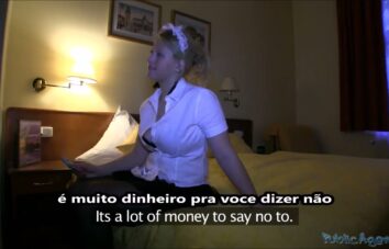 Porncomlegenda Camareira gostosa aceitou uma proposta indecente