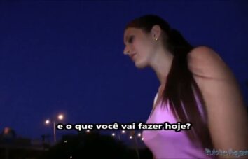 Pornô com legenda gatinha deu a buceta para conseguir virar atriz