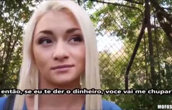 Pornoconlegenda Enfermeira novinha foi seduzida e transou no mato