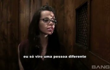 Videos de sexo legendado aeromoça casada transou com desconhecido na viagem